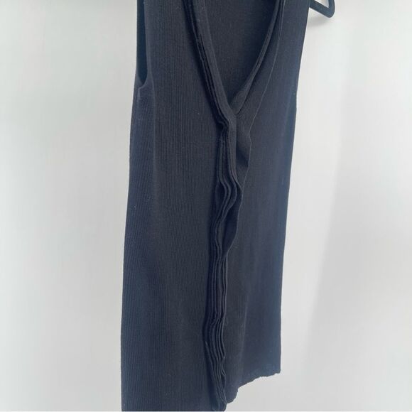 BOSS Hugo Boss Black Ribbed V-Neck Knit Tank with Fringe Detail Small-Medium - Picture 6 of 8